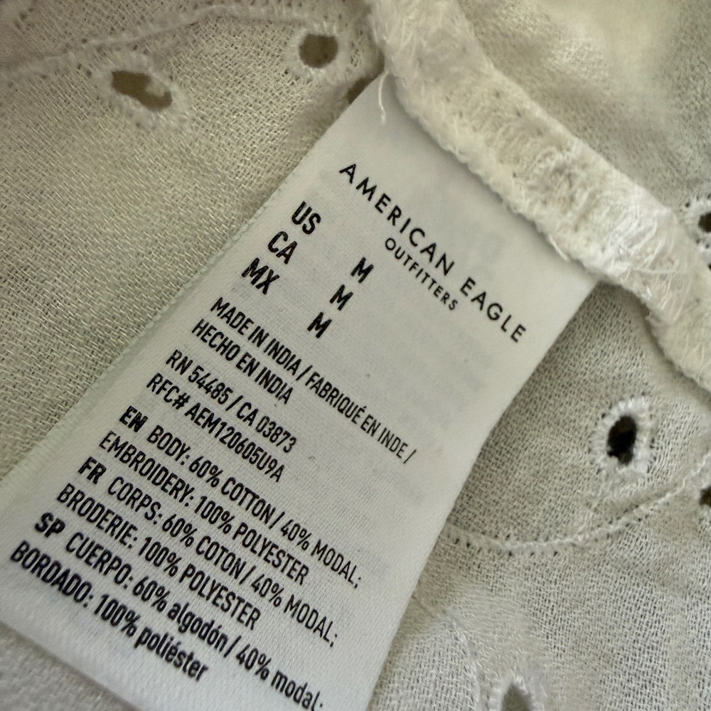 American Eagle White Eyelet Oversized Button Down Shirt M Coastal Boho Layering - Picture 5 of 6